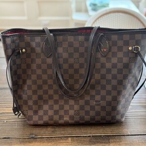 Louis Vuitton Neverfull MM Bag